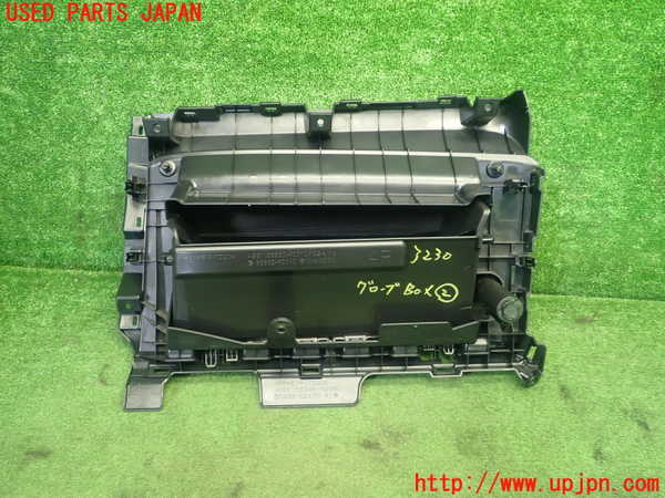 1UPJ-9232307517]アクア(AQUA)(MXPK11)グローブボックス2 中古_3