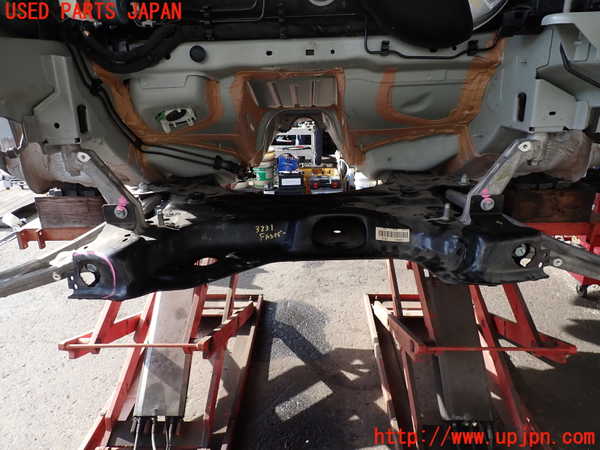 2UPJ-9232315285]DSオートモビルズ ・DS 4(D41YH01)フロントメンバー 中古_2