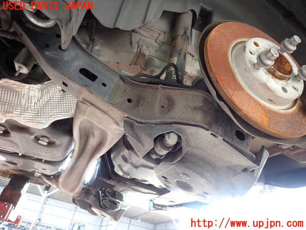 2UPJ-9232315380]DSオートモビルズ ・DS 4(D41YH01)リアアクスルビーム 中古_3
