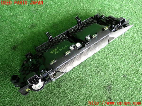 2UPJ-9232316066]DSオートモビルズ ・DS 4(D41YH01)エアコンスイッチ1 中古_2