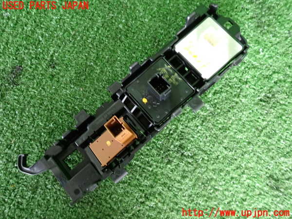 2UPJ-9232316240]DSオートモビルズ ・DS 4(D41YH01)右前パワーウィンドウスイッチ 中古_2
