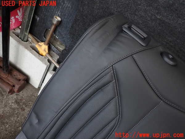 2UPJ-9232317385]DSオートモビルズ ・DS 4(D41YH01)リアシート 中古_3