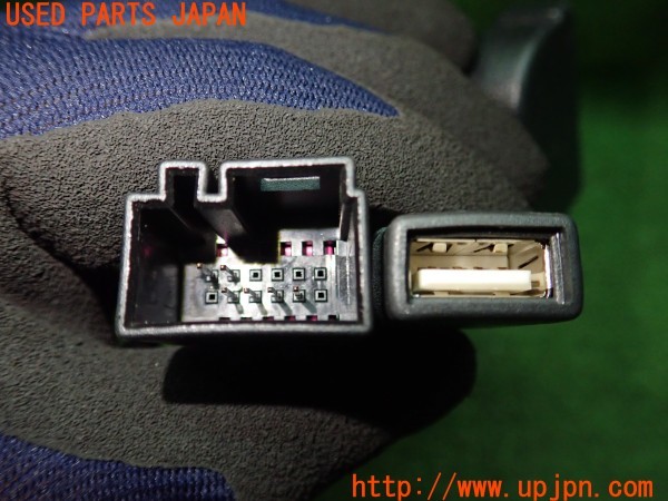 3UPJ=9232320512]VW ザ･ビートル(16CPL)純正 1Z0 972 736 RCAアダプターケーブル 社外USBケーブル付き ナビ用? ハーネス 中古_3