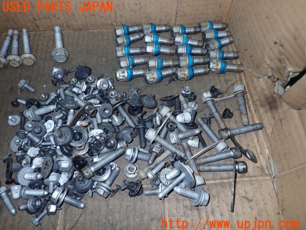 3UPJ=9232320720]VW ザ･ビートル(16CPL)ネジ・ナット・ステー類 セット ジャンク_4