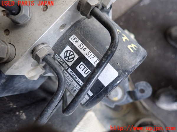 2UPJ-9232324040]VW ザ･ビートル(16CPL)ABSアクチュエーター 中古_2