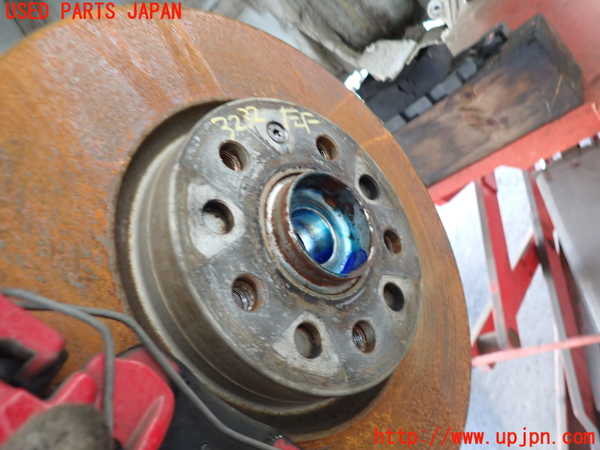 2UPJ-9232324295]VW ザ･ビートル(16CPL)左フロントナックルハブ 中古_3