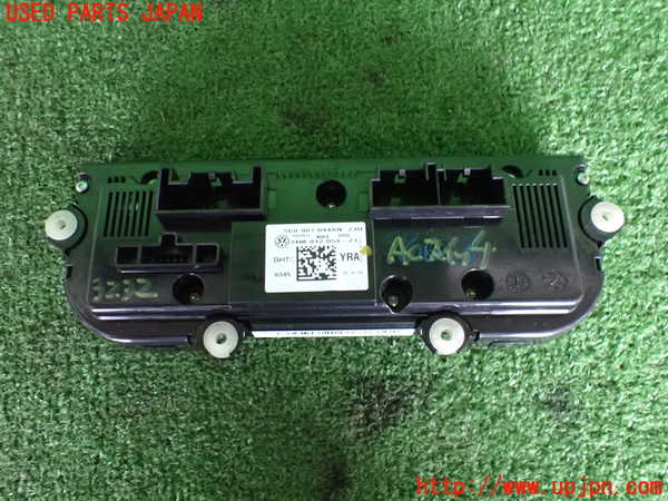 2UPJ-9232326066]VW ザ･ビートル(16CPL)エアコンスイッチ1 中古_2