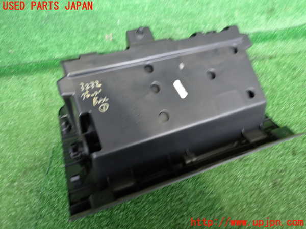 2UPJ-9232327516]VW ザ･ビートル(16CPL)グローブボックス1 中古_4