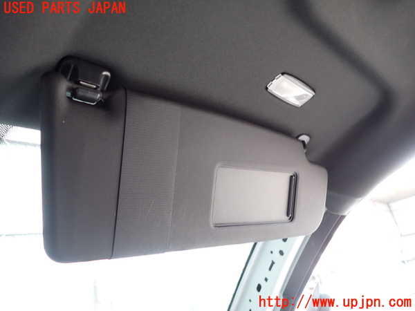 2UPJ-9232327625]VW ザ･ビートル(16CPL)室内サンバイザー右側 中古_2