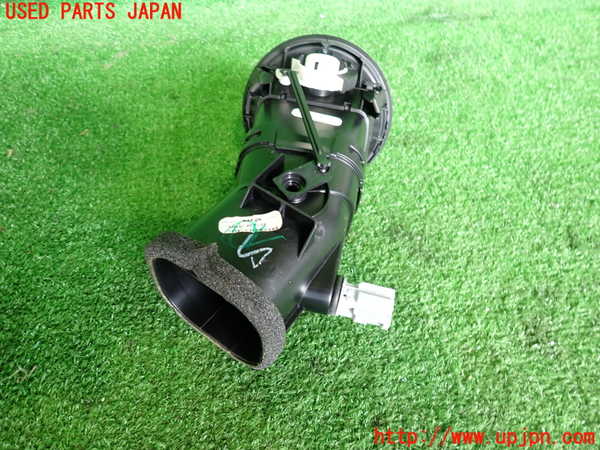 2UPJ-9232327527]VW ザ･ビートル(16CPL)エアコン吹き出し口2 (右) 中古_3