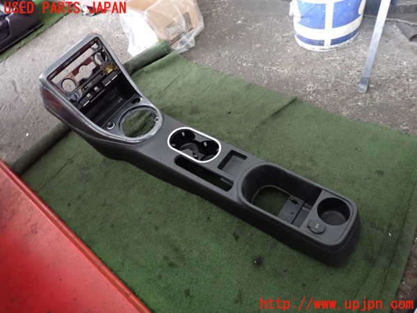 2UPJ-9232327540]VW ザ･ビートル(16CPL)センターコンソール 中古_2