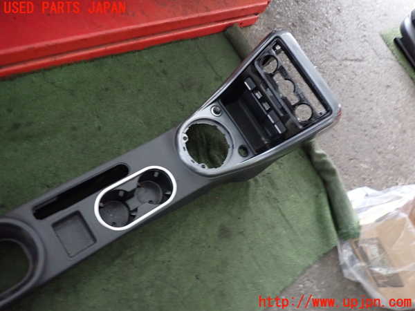 2UPJ-9232327540]VW ザ･ビートル(16CPL)センターコンソール 中古_3
