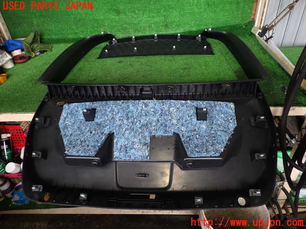 2UPJ-9232321578]VW ザ･ビートル(16CPL)バックドア内張り 中古_2