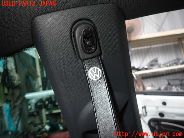 2UPJ-9232327680]VW ザ･ビートル(16CPL)左リアピラートリム 中古_3