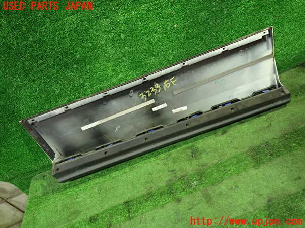 1UPJ-9232331232]アルファードハイブリッド(ATH20W)右前ドアパネル 中古_3