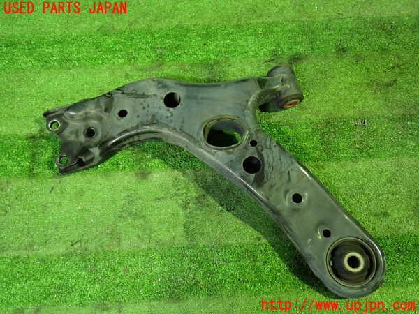 1UPJ-9232335176]アルファードハイブリッド(ATH20W)右フロントロアアーム1 中古_2
