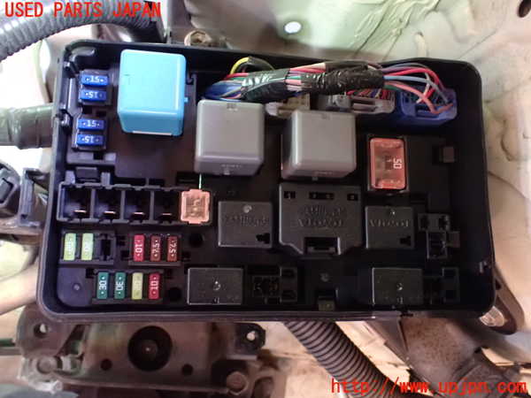 1UPJ-9232336742]アルファードハイブリッド(ATH20W)ヒューズボックス2 中古_2
