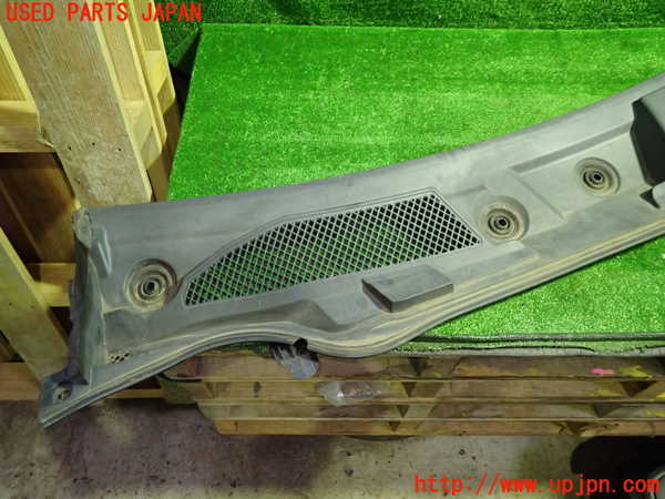1UPJ-9232341190]ベンツ CLA250 4MATIC(117346 C117)カウルトップ 中古_3
