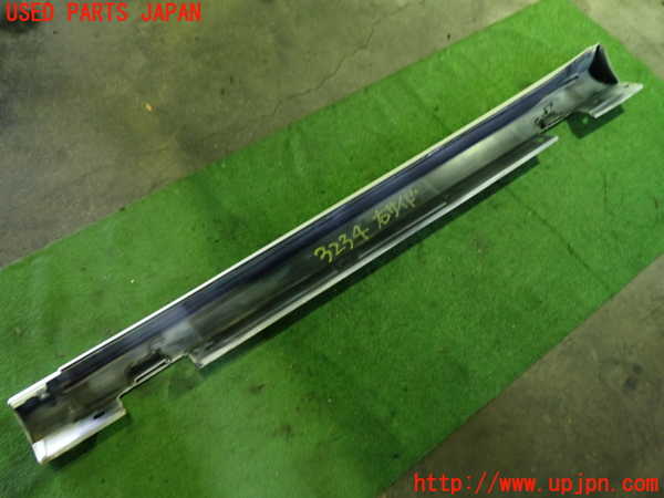 1UPJ-9232341390]ベンツ CLA250 4MATIC(117346 C117)右サイドステップ 中古_5