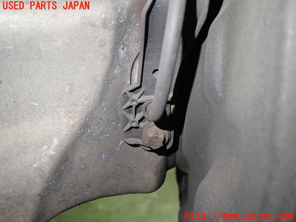 1UPJ-9232344305]ベンツ CLA250 4MATIC(117346 C117)左リアナックルハブ 中古_2