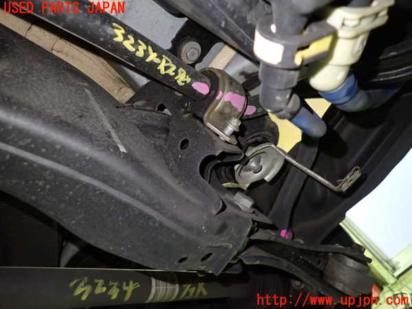 1UPJ-9232345445]ベンツ CLA250 4MATIC(117346 C117)リアスタビライザー 中古_2