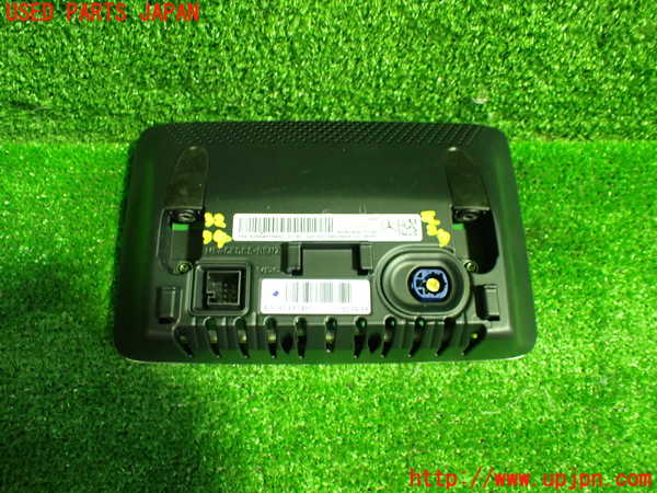 1UPJ-9232346629]ベンツ CLA250 4MATIC(117346 C117)モニター 中古_3