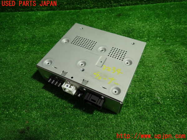 1UPJ-9232346660]ベンツ CLA250 4MATIC(117346 C117)TVチューナー 中古_3