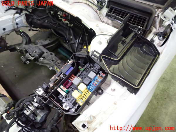 1UPJ-9232346741]ベンツ CLA250 4MATIC(117346 C117)ヒューズボックス1 中古_2