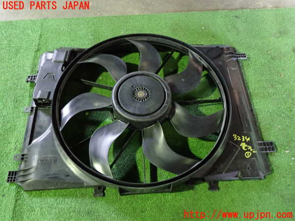 1UPJ-9232346836]ベンツ CLA250 4MATIC(117346 C117)電動ファン1 中古_2