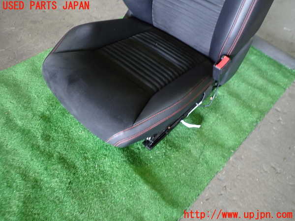 1UPJ-9232347035]ベンツ CLA250 4MATIC(117346 C117)運転席シート 中古_3