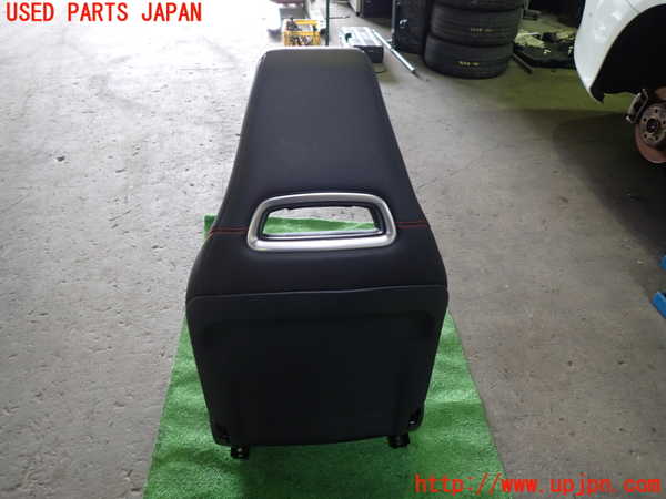 1UPJ-9232347035]ベンツ CLA250 4MATIC(117346 C117)運転席シート 中古_4