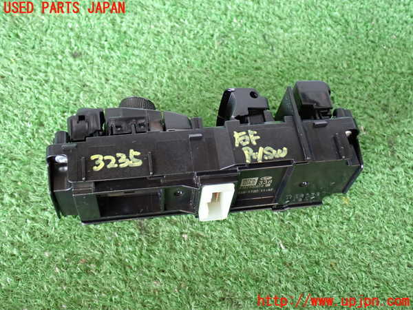 2UPJ-9232356240]GR86(BRZ)(ZN8)右パワーウィンドウスイッチ 中古_2