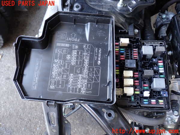 2UPJ-9232356741]GR86(BRZ)(ZN8)ヒューズボックス1 中古_2