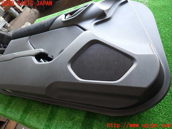 2UPJ-9232351264]GR86(BRZ)(ZN8)左ドア内張り 中古_2