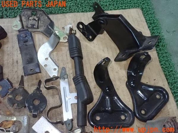 3UPJ=9232360720]カローラレビン GT APEX(AE92)ネジ・ナット・ステー類 セット ジャンク_3