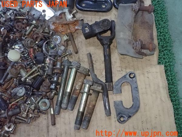 3UPJ=9232360720]カローラレビン GT APEX(AE92)ネジ・ナット・ステー類 セット ジャンク_4