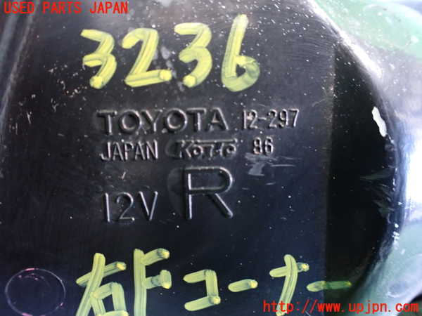 2UPJ-9232361150]カローラ レビン(AE92)右コーナーランプ 中古_3
