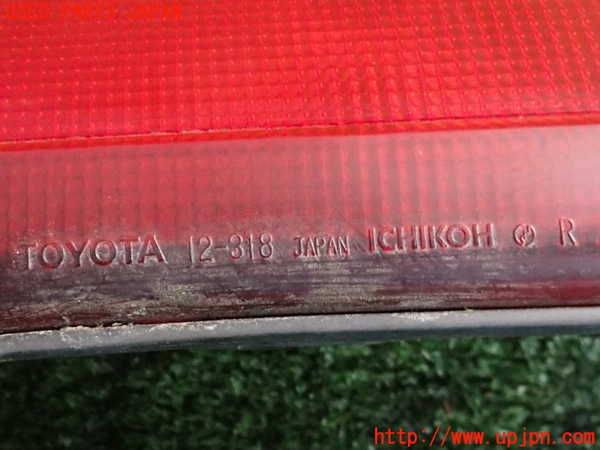 2UPJ-9232361530]カローラ レビン(AE92)右テールランプ 中古_4