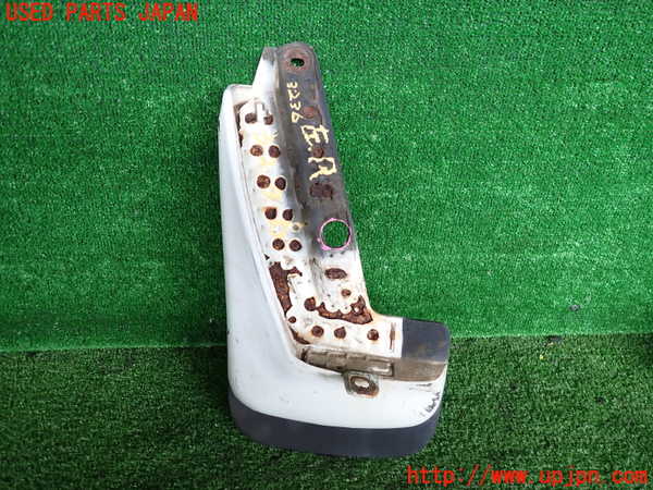 2UPJ-9232361456]カローラ レビン(AE92)左リアマッドガード(泥除け) (ジャンク品) 中古_2