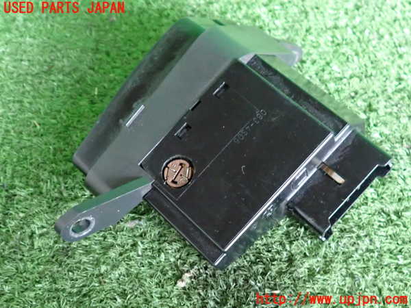 2UPJ-9232366290]カローラ レビン(AE92)ハザードスイッチ 中古_3