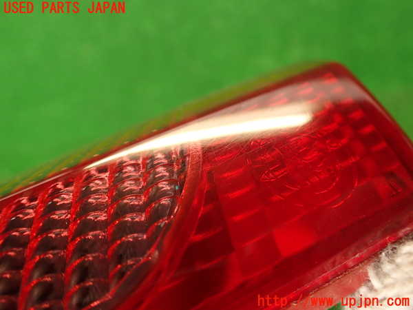 2UPJ-9232371550]アルファロメオ・156 GTA(932AXB)右リアフィニッシャー 中古_2