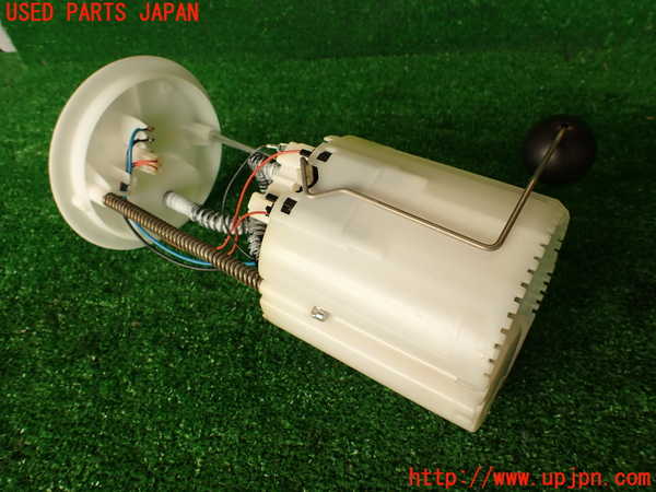 2UPJ-9232372510]アルファロメオ・156 GTA(932AXB)燃料ポンプ 中古_2