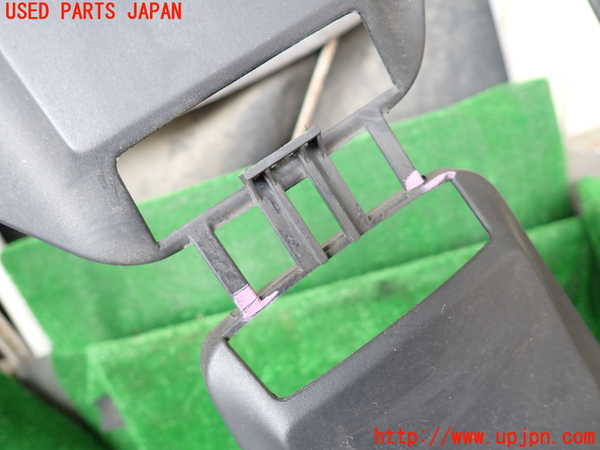 1UPJ-9232382160]ポルシェ・パナメーラ S E-ハイブリッド(970CGEA)エンジンアッパーカバー 中古_2
