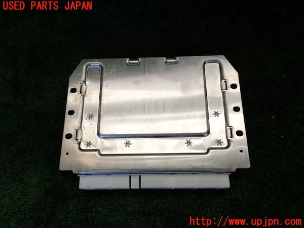 1UPJ-9232386120]ポルシェ・パナメーラ S E-ハイブリッド(970CGEA)サスペンションコンピューター 中古_3