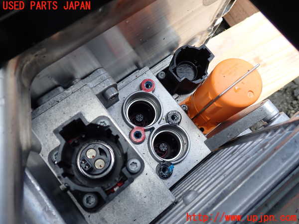 1UPJ-9232386911]ポルシェ・パナメーラ S E-ハイブリッド(970CGEA)ハイブリッドバッテリー1 【ジャンク】_3