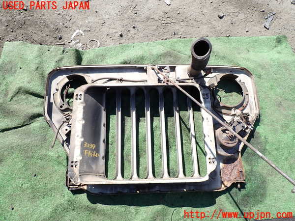 1UPJ-9232391035]三菱ジープ(J59)フロントパネル 中古_5