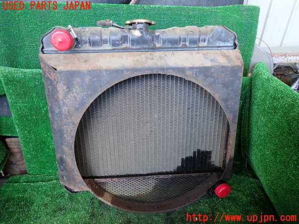 1UPJ-9232392321]三菱ジープ(J59)ラジエーター1 中古_2