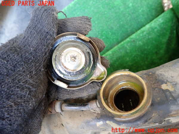 1UPJ-9232392321]三菱ジープ(J59)ラジエーター1 中古_3