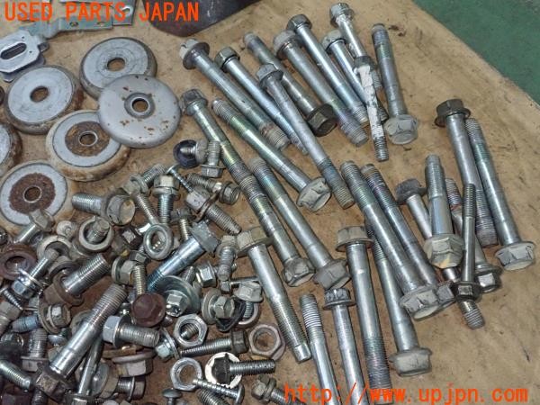 3UPJ=9232400720]ジムニーシエラ(JB43W 8型)ネジ・ナット・ステー類 セット ジャンク_3