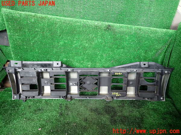 1UPJ-9232401050]ジムニー シエラ(JB43W)ラジエターグリル 中古_3